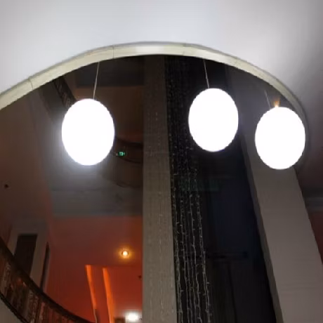 Bester Effekt LED hängende glänzende Kugel manuelle Steuerung viele Größen